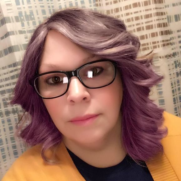 Meet your Posher, Janice - Picture 1 of 1